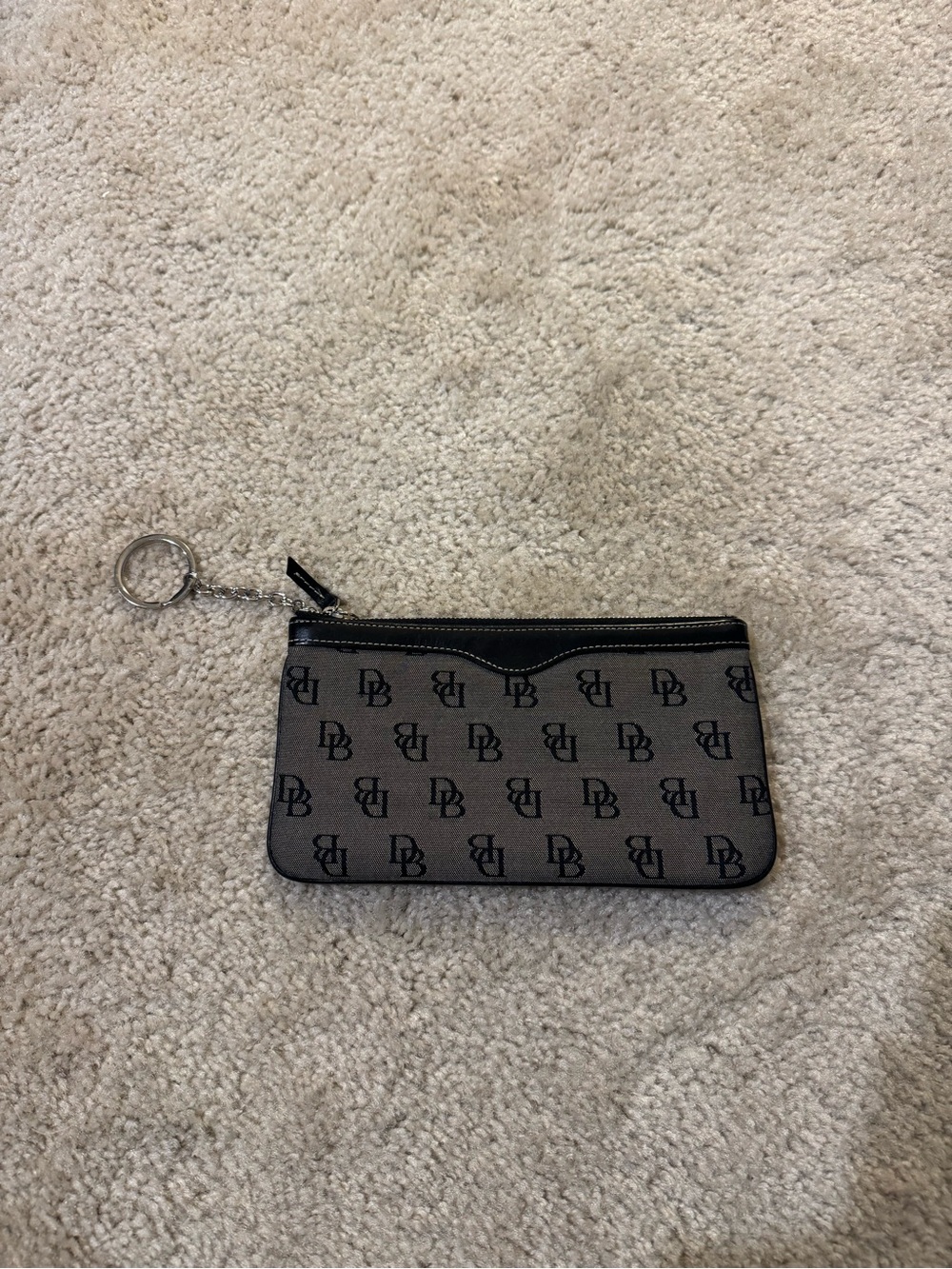 Vintage Dooney & Bourke DB Monogram Zip Key Pouch Wristlet – Black/Gray Y2K